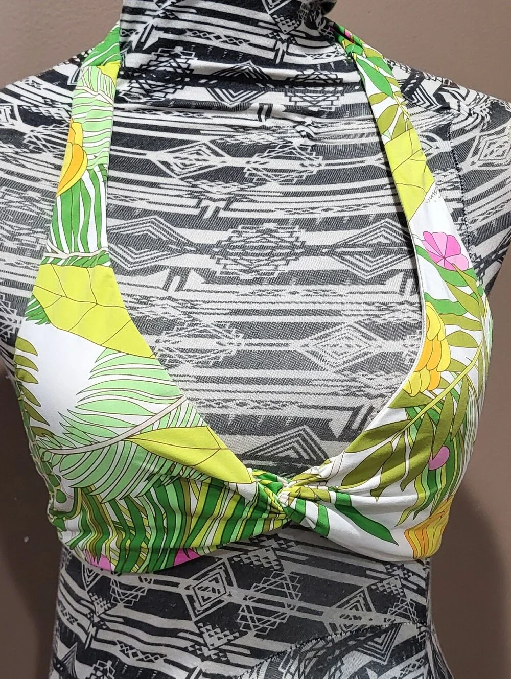 Trina Turk It's Bananas Twist-Front Halter Bikini Top - White & Green Tropical